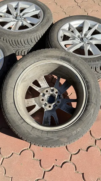 imagine 9  pentru anuntul VANDUT - Set jante originale Audi R16 + anvelope de iarnă aproape noi – 2000 RON