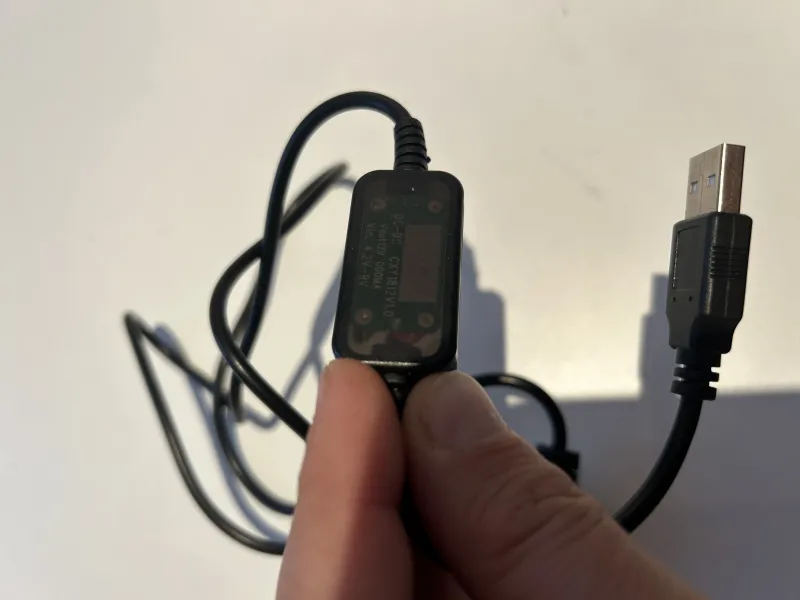 imagine 1  pentru anuntul Cablu adaptor Usb 2.0 la priza 12V bricheta auto soclu mama