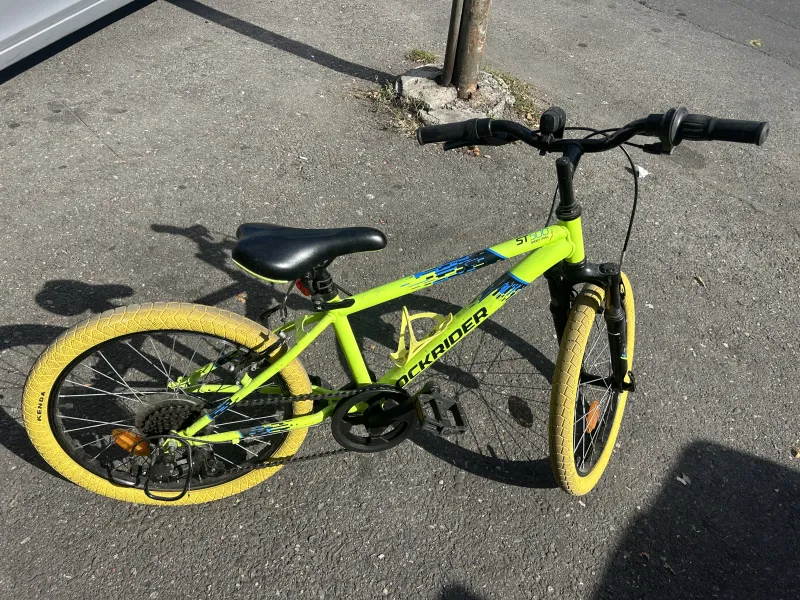 Bicicleta Rockrider ST500 roti 20", cauciucuri galbene, stare f buna