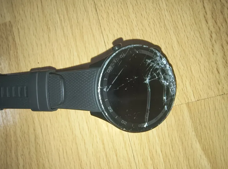 imagine 1  pentru anuntul one plus watch 2r